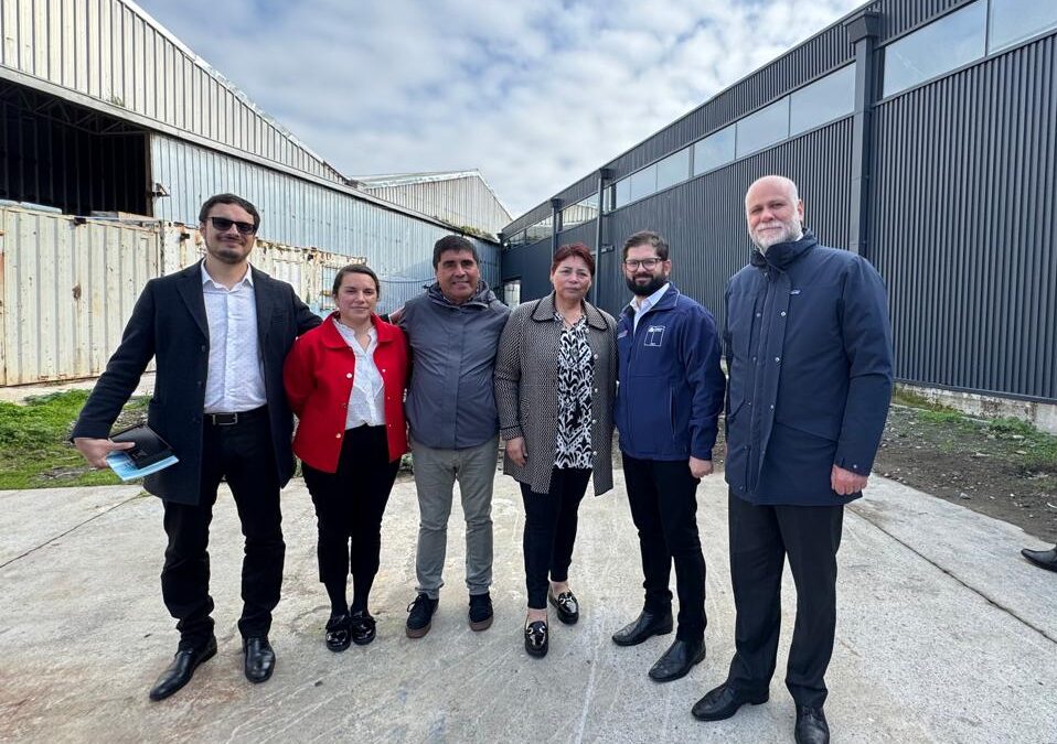 PRESIDENTE GABRIEL BORIC SE REÚNE CON DIRIGENTES DE LA CONAPACH 